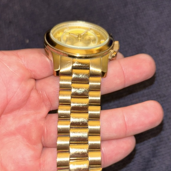 Michael Kors Oversized Gold Tone Runway Watch - Picture 5 of 8